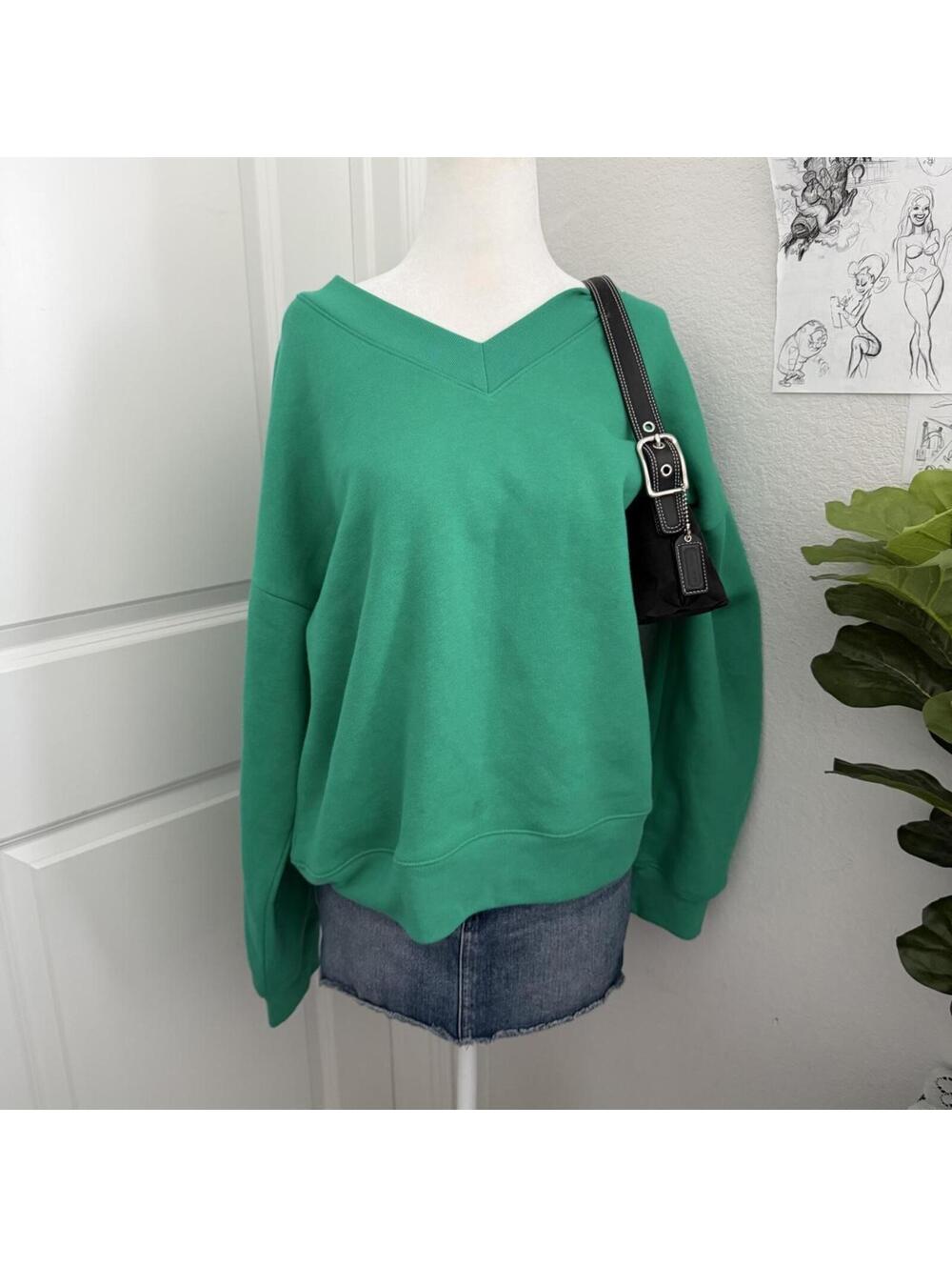 J.Crew V-neck sweatshirt - Picture 1 of 6